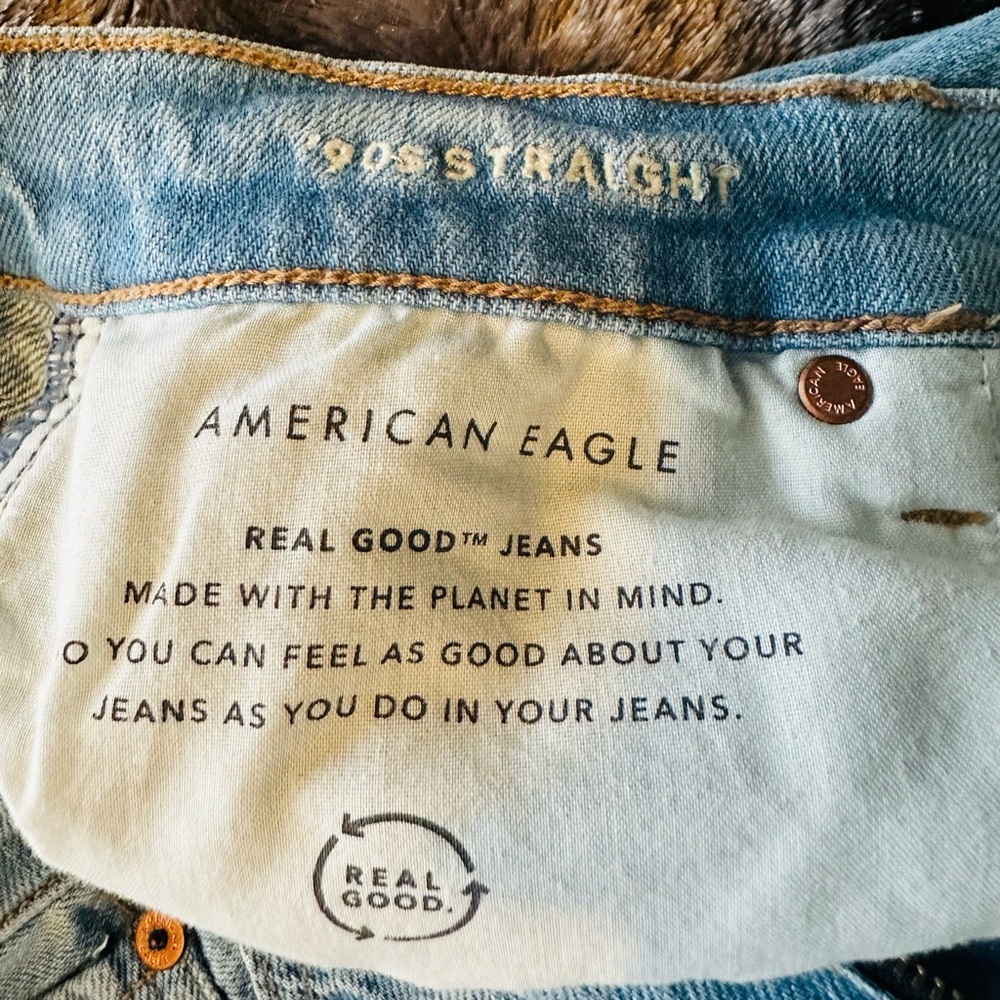 American Eagle Outfitters 90s Straight Style Jeans Sz 2 - Picture 6 of 11
